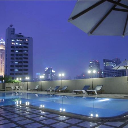 Omni Tower Cozy Apartment Near Nana Bts Bangkok Exterior foto